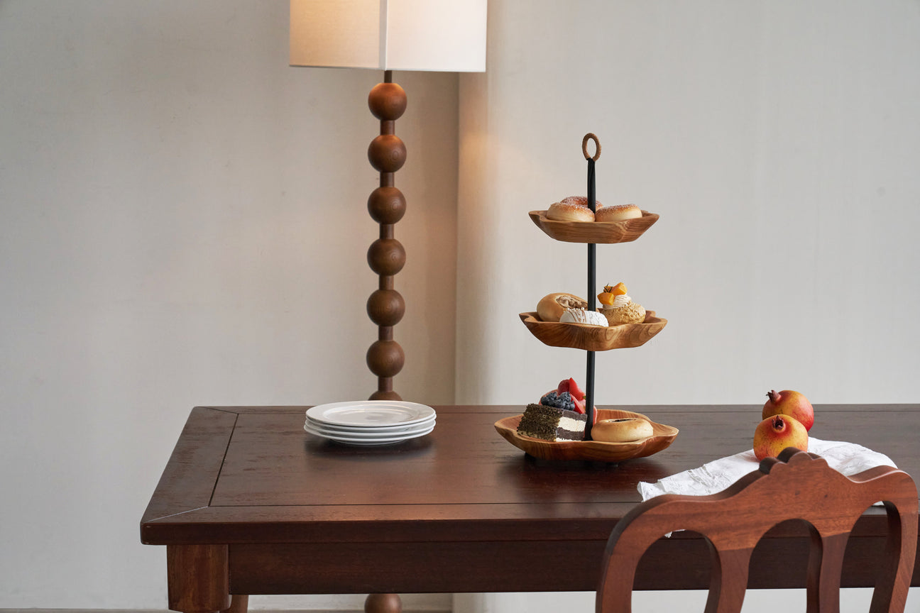 Kitchen & Dining
