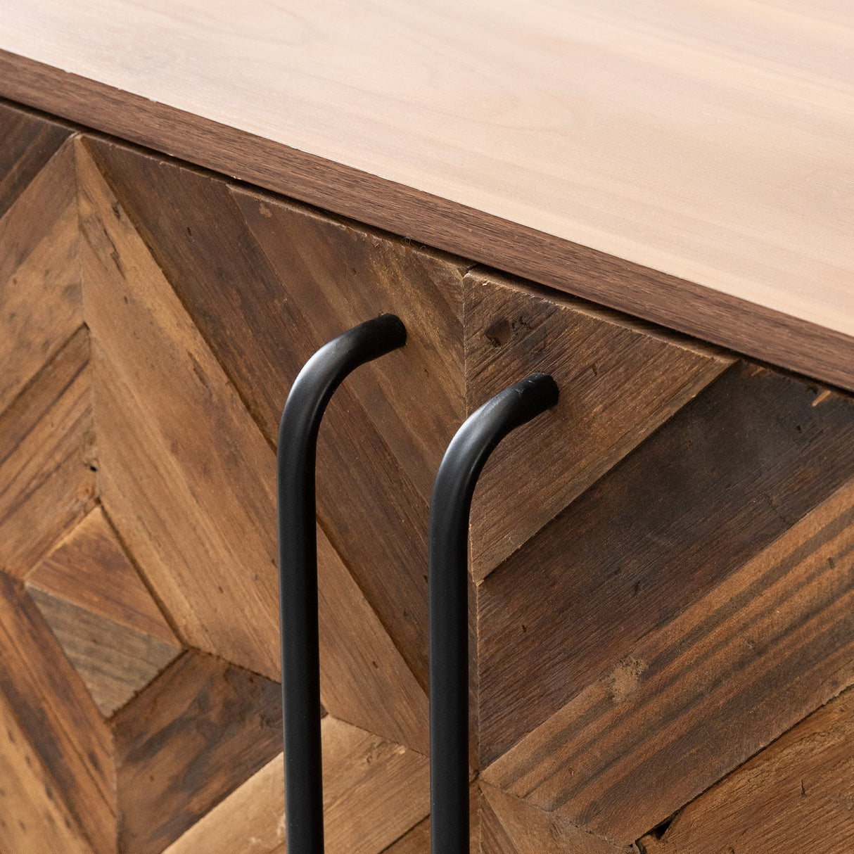 Acadia 37"x31" Sideboard