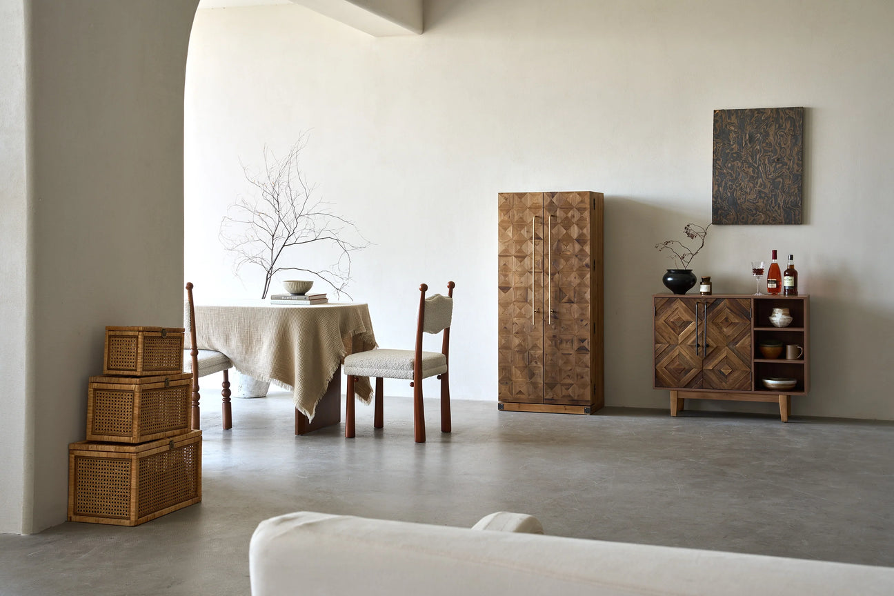 Sideboards & Buffets