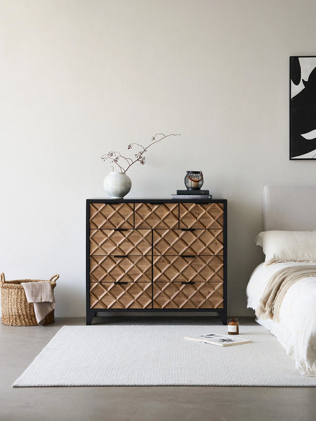 Falith 41"x37" Chest