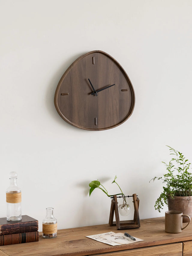 Irregular Shape Wall Clock