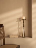 The Tempered 18“ Candle Holder