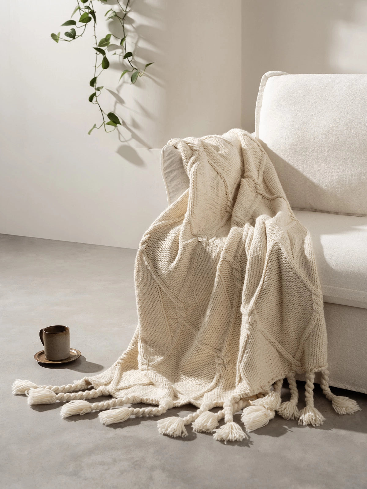 Albion Fringe Throw