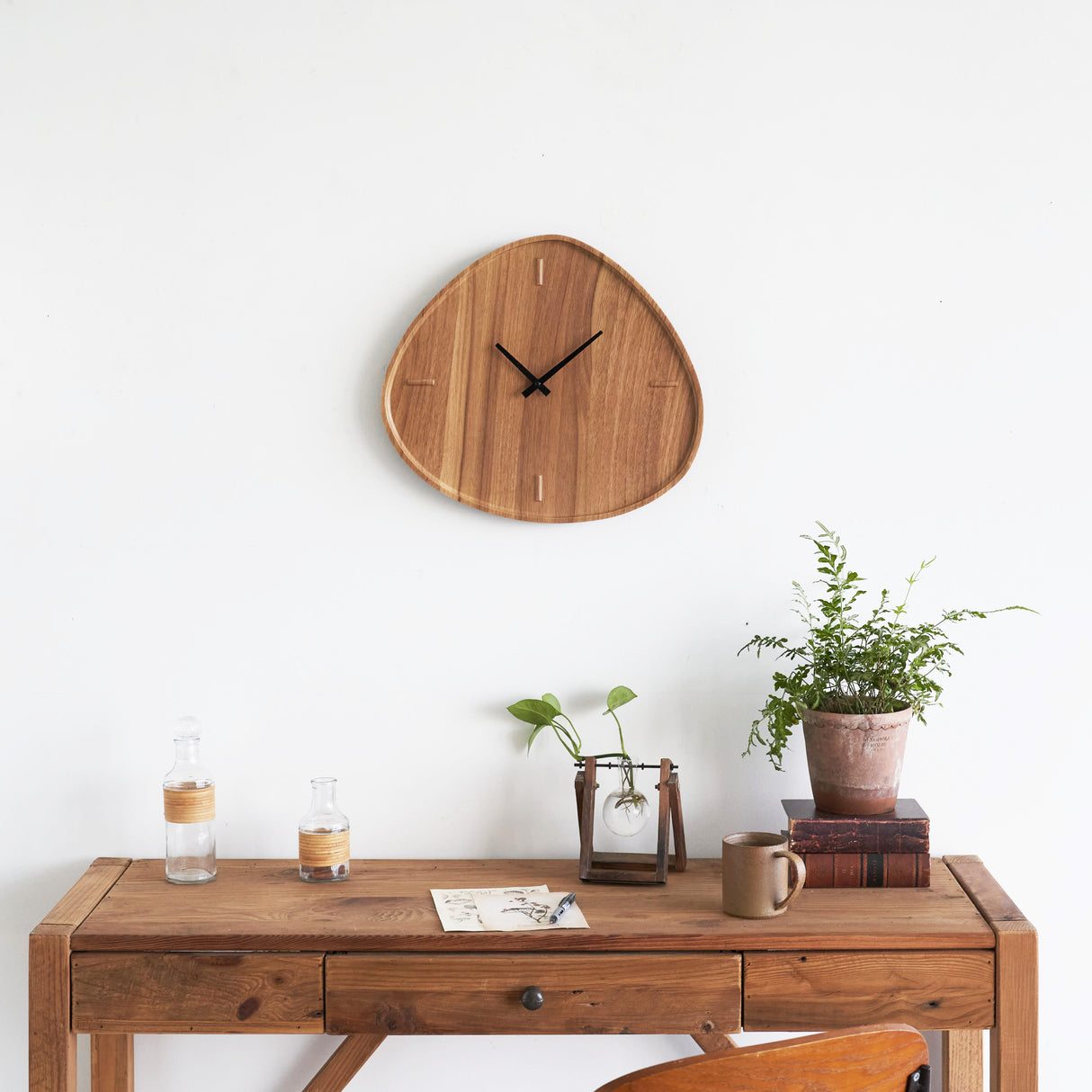 Irregular Shape Wall Clock