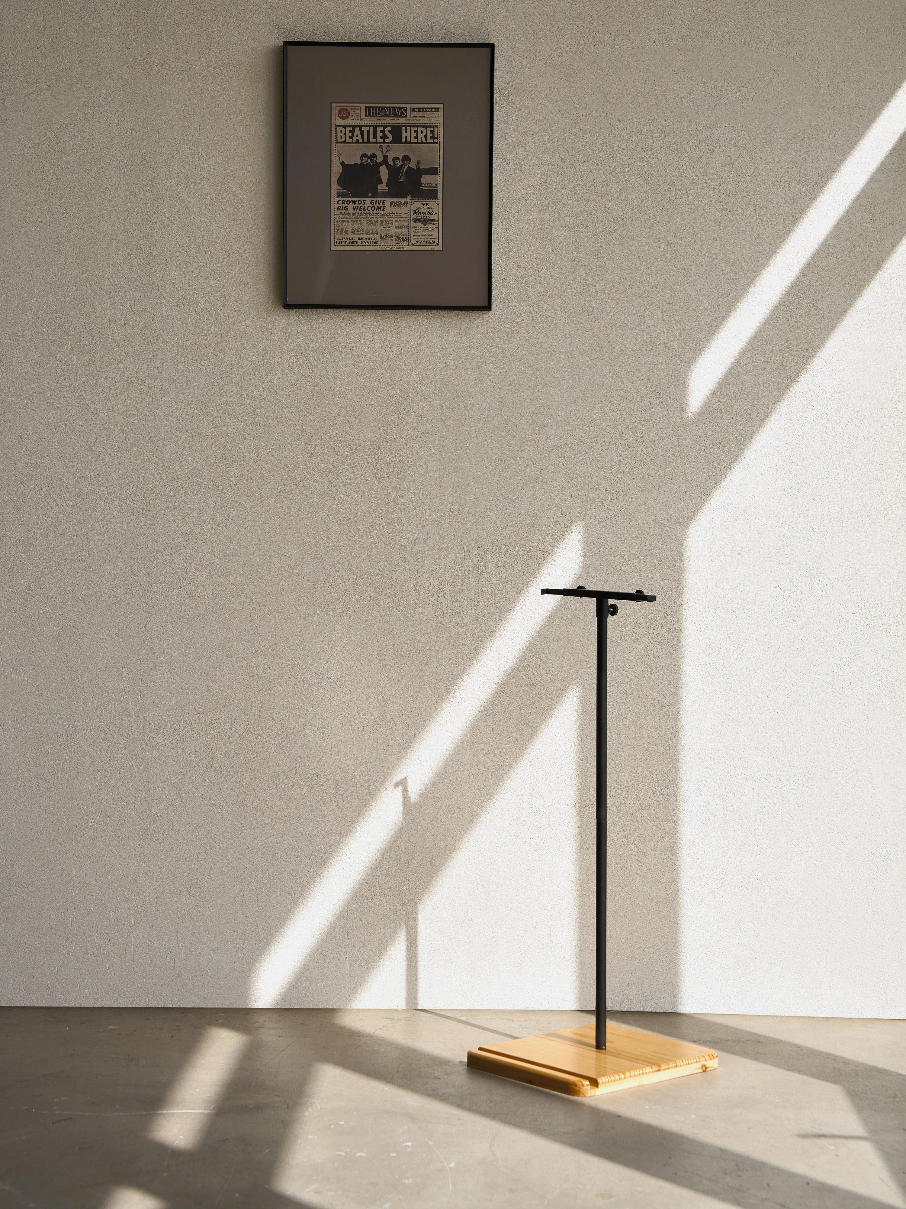 Snowboard Display Floor Stand