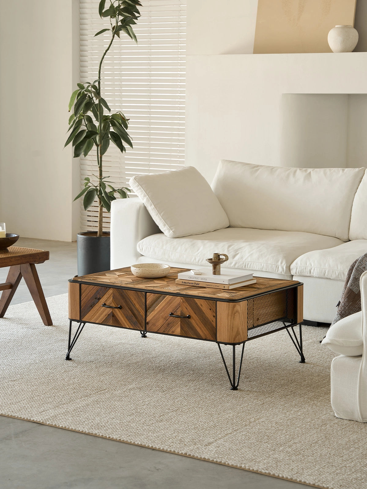 Acadia coffee table