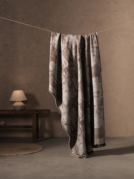 Ormonté 74.4" x 55.2" Cotton Blanket