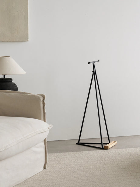 Snowboard Display Floor Stand [Version 1]