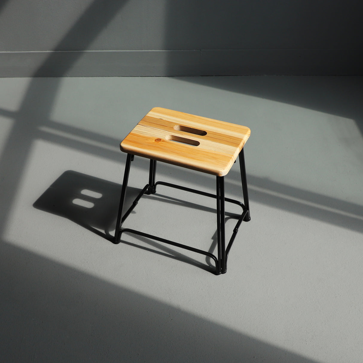 Collapsable Stool